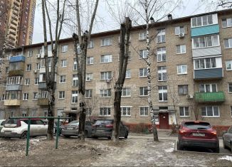 Продам 2-ком. квартиру, 43.3 м2, Реутов, Советская улица, 6