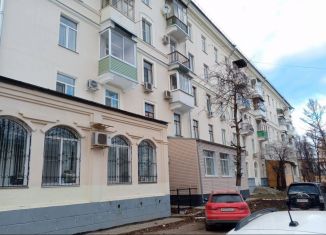 Продается 2-комнатная квартира, 52 м2, Новомосковск, Коммунистическая улица, 15