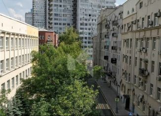 Продаю 5-комнатную квартиру, 129 м2, Москва, улица Большая Молчановка, 30/7с1