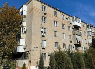 3-комнатная квартира на продажу, 58 м2, Азов, Инзенская улица, 7В