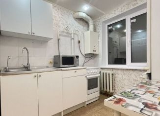 Продается двухкомнатная квартира, 38 м2, Володарск, улица Мичурина, 14