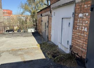 Продаю гараж, 19 м2, Владивосток, Океанский проспект, 94