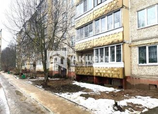 Продается 3-ком. квартира, 57 м2, Ивановская область, Ивановская улица, 61