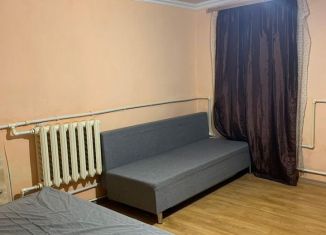 Сдается в аренду двухкомнатная квартира, 45 м2, Новочеркасск, улица Богдана Хмельницкого, 109