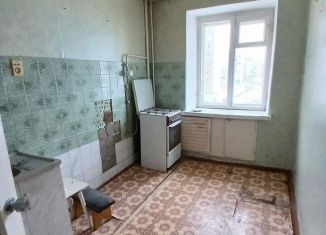 3-ком. квартира на продажу, 60 м2, Стерлитамак, улица Богдана Хмельницкого, 44