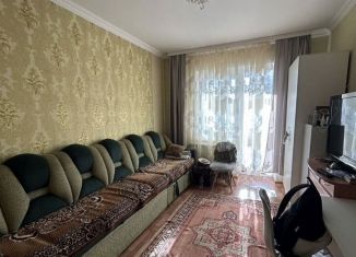 Продам 2-комнатную квартиру, 64 м2, Старый Оскол, микрорайон Космос, 12