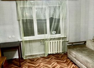 Продам квартиру свободная планировка, 19.2 м2, Новочеркасск, улица Искра, 6