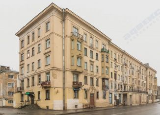 Продам 4-комнатную квартиру, 105 м2, Санкт-Петербург, Октябрьская набережная, 98к1