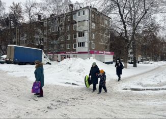 Продается торговая площадь, 162 м2, Республика Башкортостан, улица Орджоникидзе, 7