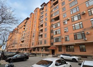 Продается 3-ком. квартира, 112 м2, Каспийск, улица М. Халилова, 22А