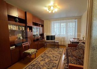 Продается 2-ком. квартира, 49.4 м2, Чернушка, Коммунистическая улица, 14