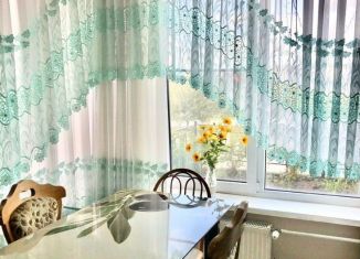 Продажа 2-ком. квартиры, 62.5 м2, Тюмень, улица Федюнинского, 30, ЖК Ожогино