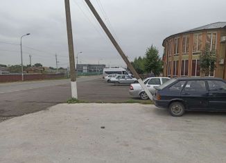 Сдаю гараж, 30 м2, Чечня, улица А-Х. Кадырова