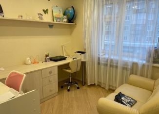 Продается трехкомнатная квартира, 60 м2, Киров, улица Жуковского, 6, ЖК Северная Звезда