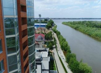 Продам двухкомнатную квартиру, 71.2 м2, Астрахань, Аршанский переулок, 4, ЖК Лазурный