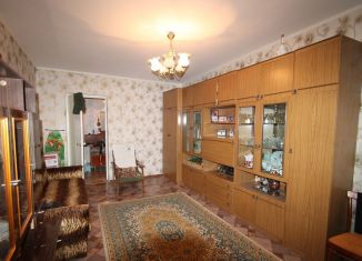 Продается 3-комнатная квартира, 59 м2, село Дубровицы, улица Крутец, 7