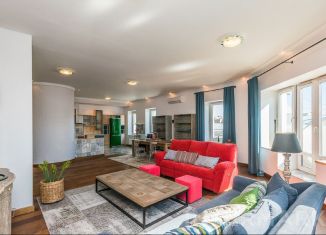 Сдается 3-ком. квартира, 150 м2, Москва, Кривоарбатский переулок, 16/22, Кривоарбатский переулок