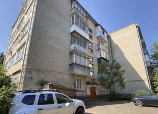 Продается двухкомнатная квартира, 48.5 м2, рабочий посёлок Селятино, Спортивная улица, 38