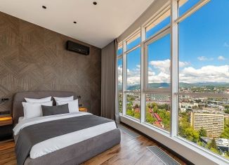 Продается 3-ком. квартира, 90 м2, Сочи, улица Воровского, 41, ЖК Воровского