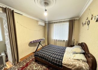 Продается 2-комнатная квартира, 44 м2, Дагестан, улица Ленина, 44
