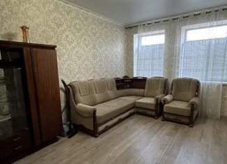 Продается 3-комнатная квартира, 55 м2, Дагестан, улица Кобякова, 24Б