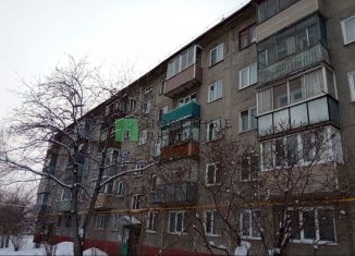 Продажа трехкомнатной квартиры, 57.8 м2, Барнаул, улица Гущина, 75, Железнодорожный район
