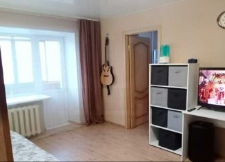2-комнатная квартира на продажу, 43.2 м2, Екатеринбург, Комсомольская улица, 10, Комсомольская улица