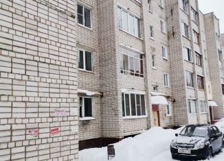 Сдается в аренду 1-комнатная квартира, 32 м2, Иваново, улица Лётчика Захарова, 15