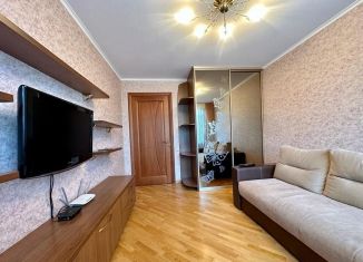 Продам четырехкомнатную квартиру, 78 м2, Краснодар, улица Игнатова, 65, микрорайон Гидрострой