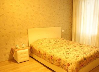 Сдам в аренду 3-ком. квартиру, 75 м2, Луга, проспект Кирова, 31