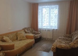 Сдается в аренду двухкомнатная квартира, 48 м2, Кемеровская область, Красноармейская улица, 144