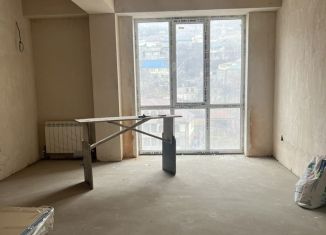 Продаю 2-комнатную квартиру, 90 м2, Дагестан, улица Абубакарова, 112