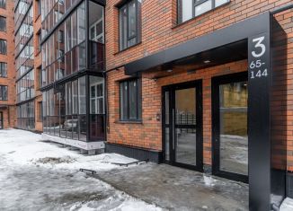 Продается четырехкомнатная квартира, 92.3 м2, Курск