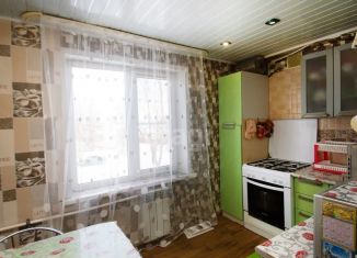 Продажа 2-комнатной квартиры, 47 м2, село Росва, Советская улица, 15