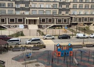 Двухкомнатная квартира на продажу, 76 м2, Каспийск