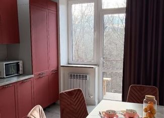 2-комнатная квартира в аренду, 63 м2, Ставропольский край, Советская улица, 123к1