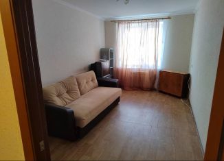 Сдам 2-ком. квартиру, 56 м2, поселок городского типа Стройкерамика, улица Академика Дмитрия Козлова