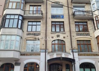 Продается 3-ком. квартира, 105 м2, Москва, Староконюшенный переулок, 41с1, метро Кропоткинская