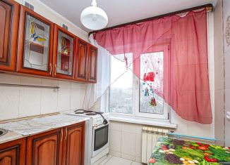 Продаю двухкомнатную квартиру, 47.6 м2, Новосибирск, Коммунстроевская улица, 50, метро Золотая Нива
