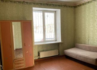 Двухкомнатная квартира на продажу, 48 м2, Кемеровская область, улица Чкалова, 10А