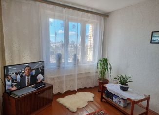 2-комнатная квартира на продажу, 70.6 м2, Кингисепп, проспект Карла Маркса, 63