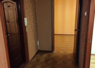 Сдается 2-комнатная квартира, 50 м2, Луховицы, улица Пушкина, 172А