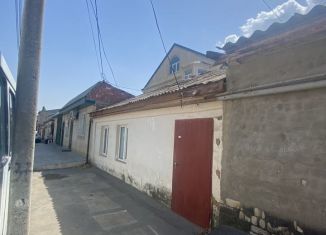 Продам дом, 100 м2, Махачкала, улица Мамедбекова, 116