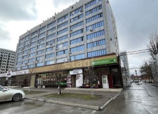 Продажа трехкомнатной квартиры, 90 м2, Чечня, улица Хамзата У. Орзамиева, 32