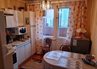 Трехкомнатная квартира на продажу, 78.3 м2, Свердловская область, улица Анны Бычковой