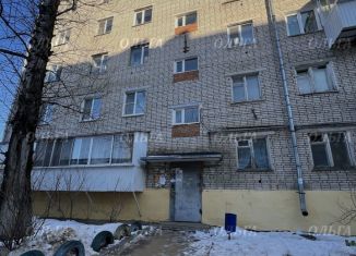 Продается 4-комнатная квартира, 61 м2, Еврейская АО, Советская улица, 72