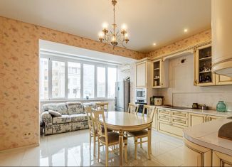 Продаю 3-комнатную квартиру, 130 м2, Самарская область, Самарская улица