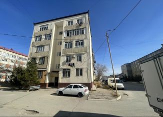 Двухкомнатная квартира на продажу, 56 м2, Каспийск, улица Хизроева, 10