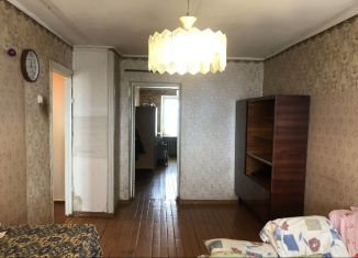 Продажа 2-комнатной квартиры, 45 м2, Менделеевск, улица Бурмистрова, 9