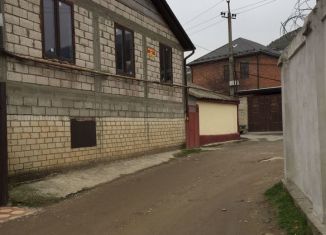 Продажа дома, 220 м2, посёлок городского типа Кяхулай, улица Абдуллы Гаджиева, 56